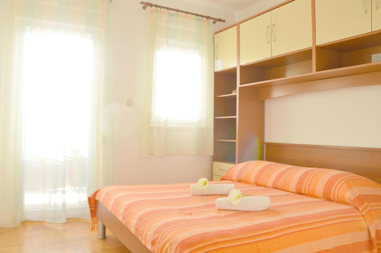 אומאג Apartment Riva Sea View חדר תמונה